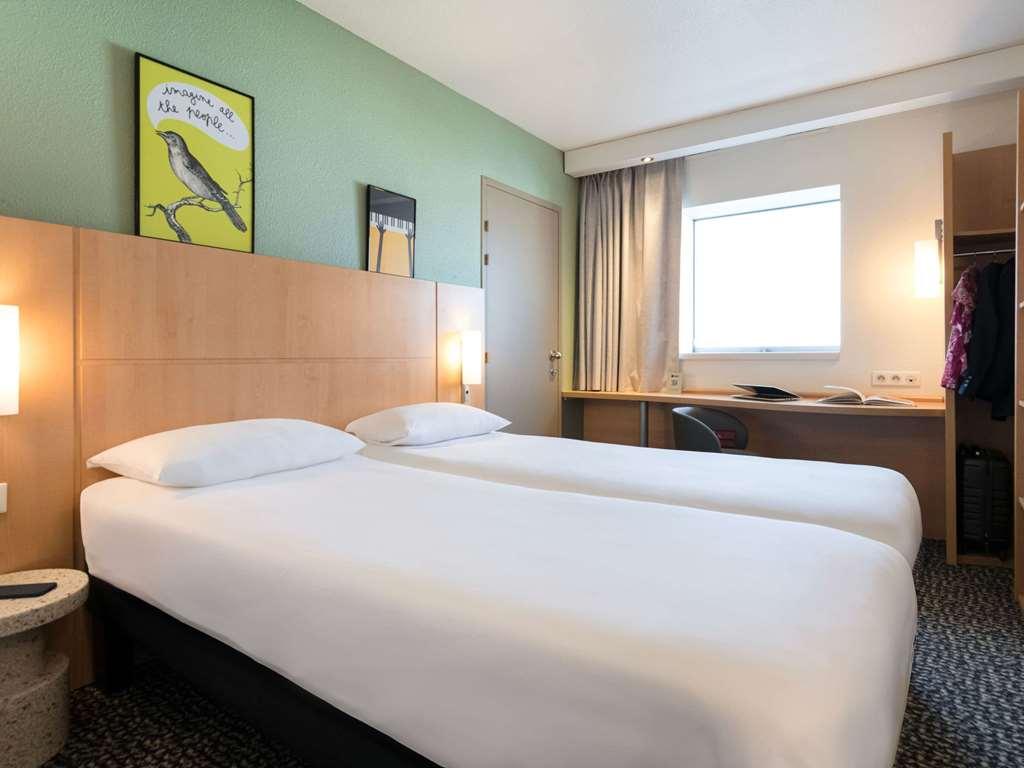 Hotel Ibis Rennes Centre Gare Sud Pokoj fotografie